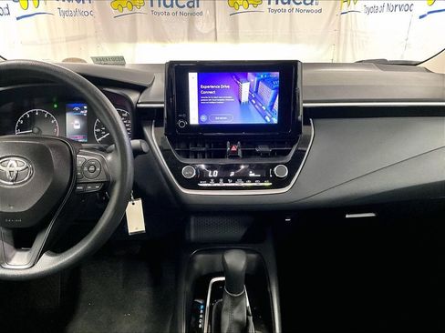 Certified 2025 Toyota Corolla LE FWD image 18