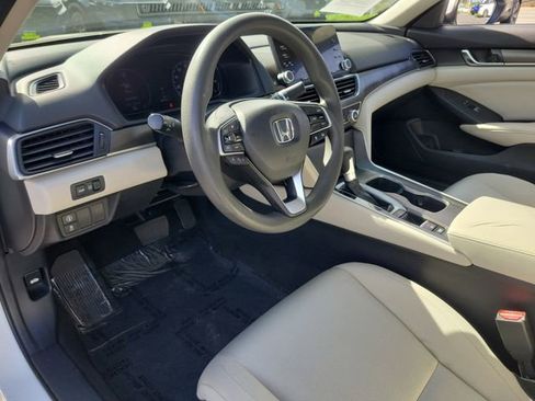 Used 2018 Honda Accord LX image 16