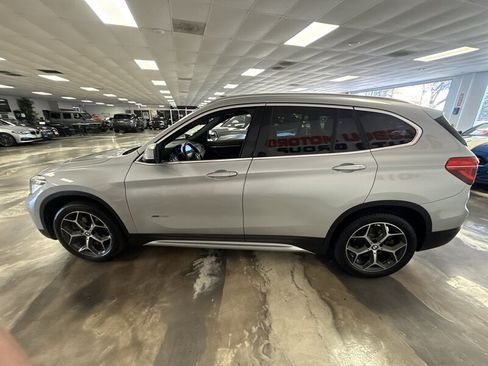 Used 2017 BMW X1 xDrive28i AWD/4WD image 4