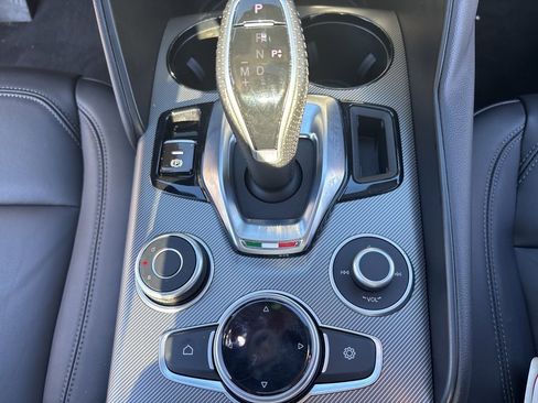 Used 2024 Alfa Romeo Giulia Ti image 29
