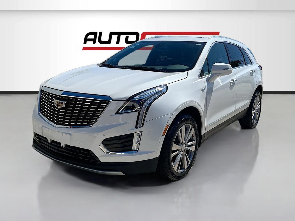 Used 2024 Cadillac XT5 Premium Luxury w/ LPO, Floor Liner Package AWD/4WD image 3