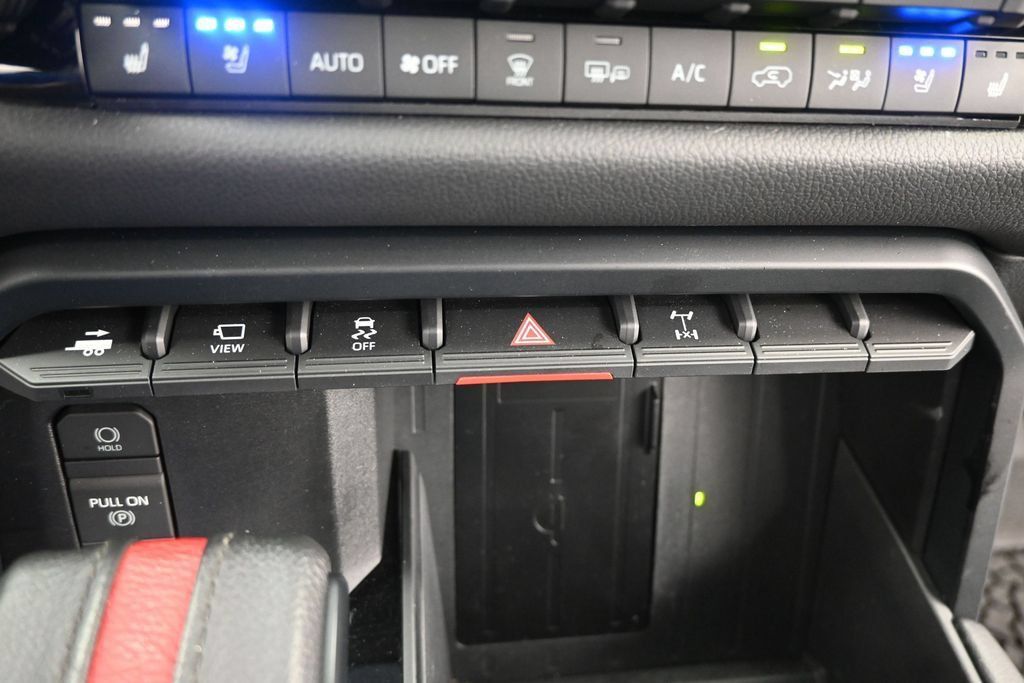 Used 2024 Toyota Sequoia TRD Pro AWD/4WD image 36