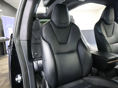 Used 2018 Tesla Model X 100D AWD/4WD image 35