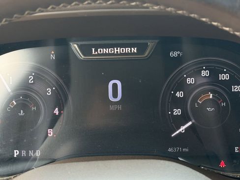Used 2024 RAM 3500 Limited w/ Towing Technology Group AWD/4WD image 19