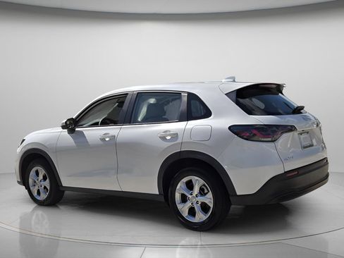 Certified 2024 Honda HR-V LX image 8