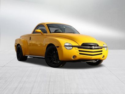 Used 2004 Chevrolet SSR w/ Preferred Equipment Group