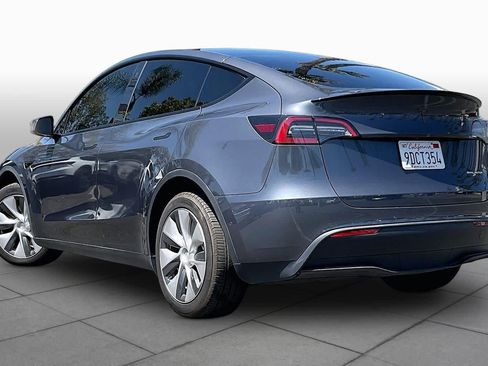 Used 2022 Tesla Model Y Long Range AWD/4WD image 11