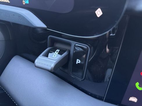 New 2026 Porsche Taycan image 24