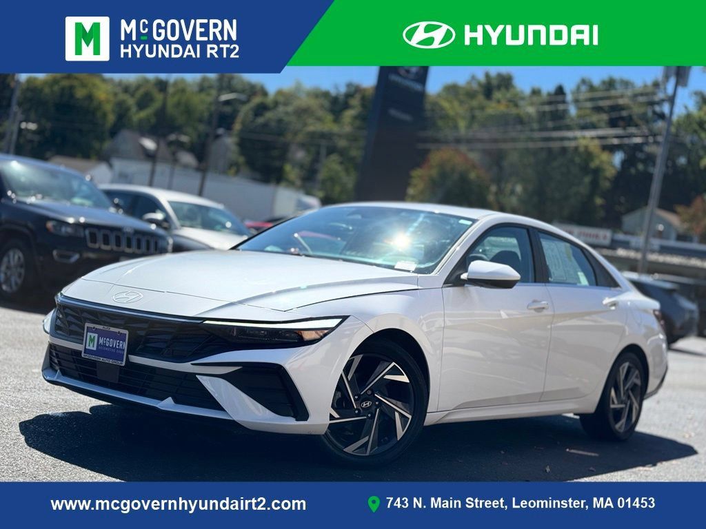 Used 2024 Hyundai Elantra SEL w/ Convenience Package FWD image 1