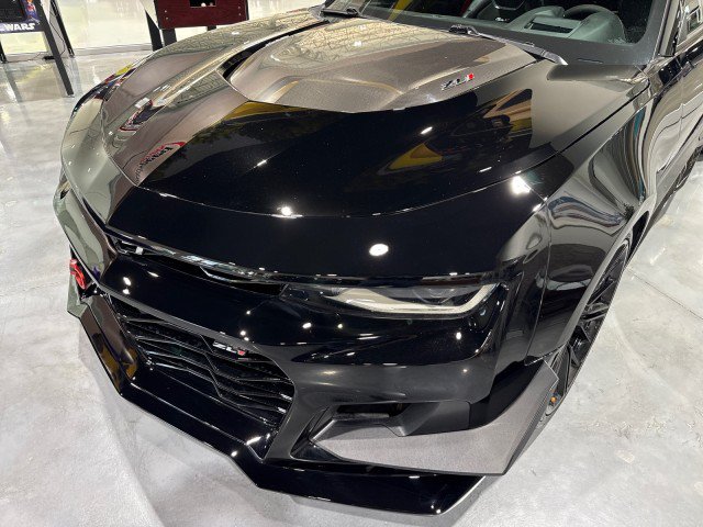 Used 2018 Chevrolet Camaro ZL1 RWD image 16