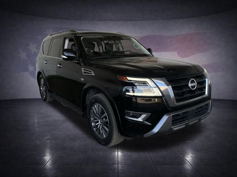 Used 2021 Nissan Armada SL w/ Captain's Chairs Package image 7