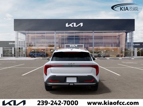 New 2026 Kia K4 EX FWD image 5