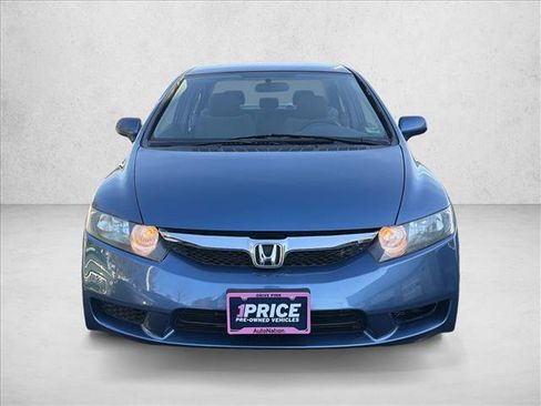 Used 2010 Honda Civic LX image 2