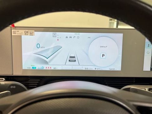 Used 2024 Hyundai Ioniq 5 SEL RWD image 27