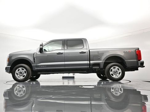 Certified 2025 Ford F250 XLT image 42