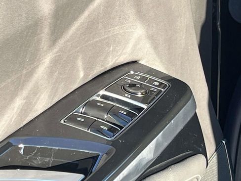 New 2026 Cadillac Escalade Luxury image 27