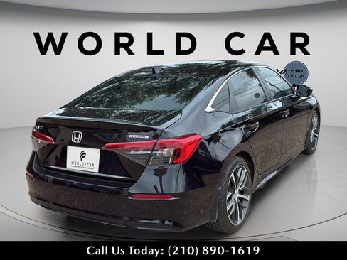 Used 2024 Honda Civic Touring image 17