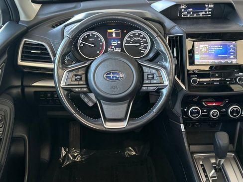 Used 2023 Subaru Forester Premium image 17