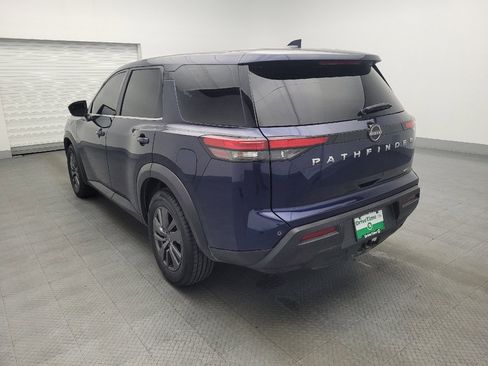 Used 2022 Nissan Pathfinder S image 5