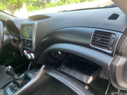 Used 2014 Subaru Impreza WRX Hatchback image 23