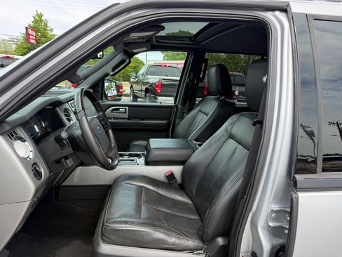 Used 2014 Ford Expedition Limited w/ Equipment Group 301A image 9