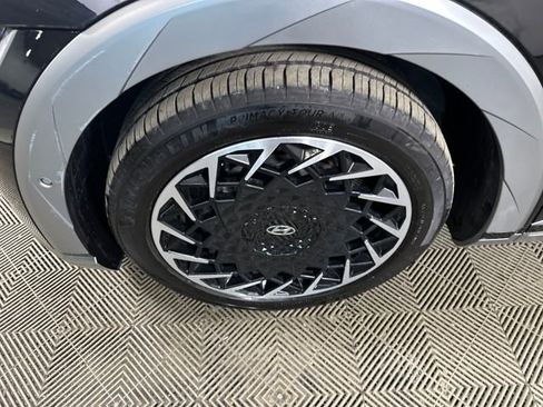 Used 2024 Hyundai Ioniq 5 Limited image 10