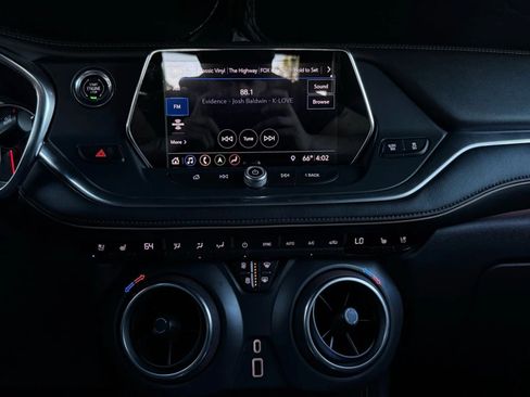 Used 2019 Chevrolet Blazer Premier w/ Sun and Wheels Package image 52