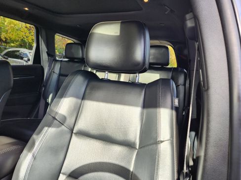 Used 2021 Jeep Grand Cherokee Limited w/ Luxury Group II image 12