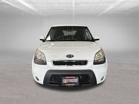 Used 2011 Kia Soul + w/ Audio Pkg FWD image 2