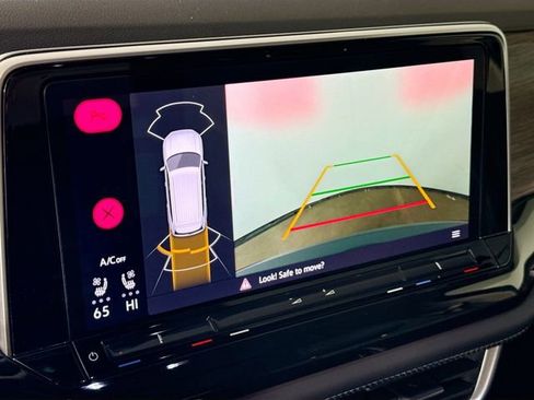 Used 2025 Volkswagen Atlas SEL image 6