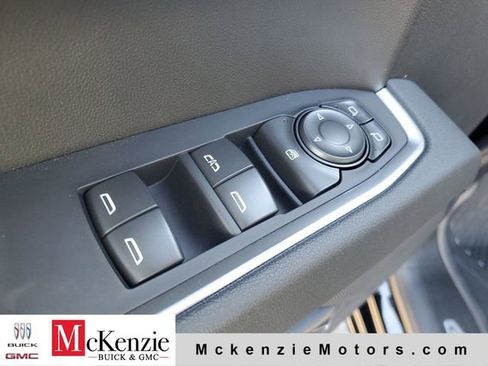 New 2026 GMC Sierra 1500 SLE AWD/4WD image 9