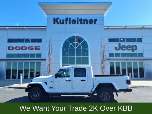 New 2026 Jeep Gladiator Sport AWD/4WD image 1