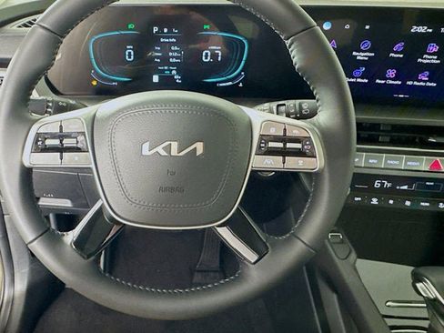 New 2025 Kia Telluride S image 14