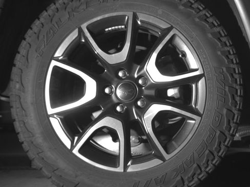 Used 2025 Jeep Compass Trailhawk image 15