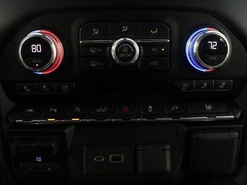 Used 2020 GMC Sierra 1500 SLT w/ SLT Premium Plus Package image 6