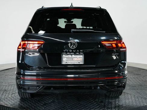 Used 2023 Volkswagen Tiguan SE R-Line AWD/4WD image 7