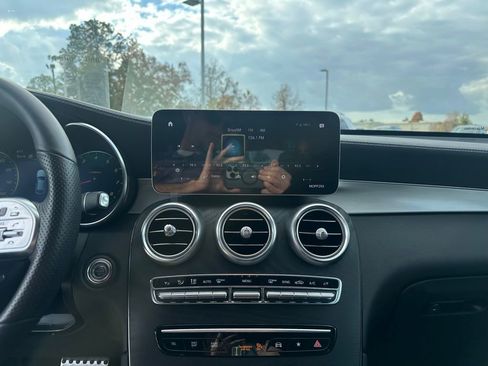 Used 2020 Mercedes-Benz GLC 300 4MATIC Coupe image 15