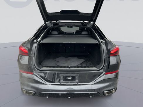 Used 2023 BMW X6 xDrive40i w/ M Sport Package image 26