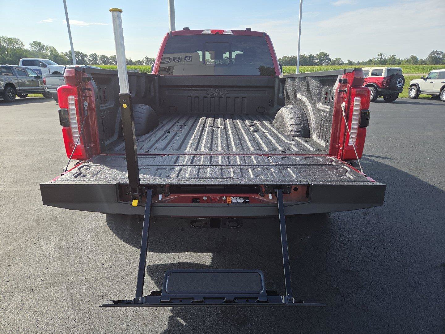 New 2026 Ford F350 Lariat w/ Lariat Ultimate Package AWD/4WD image 25