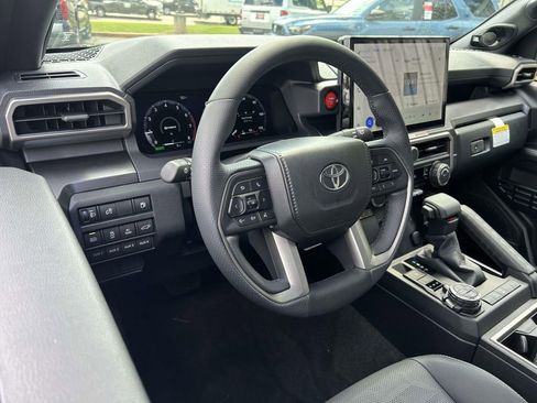 New 2026 Toyota 4Runner TRD Off-Road Premium AWD/4WD image 14