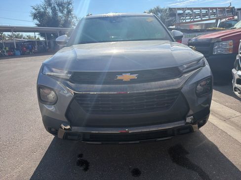 Used 2023 Chevrolet TrailBlazer ACTIV image 2