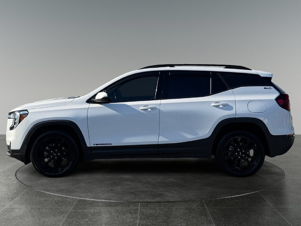 Used 2022 GMC Terrain SLT w/ Tech Package AWD/4WD image 6