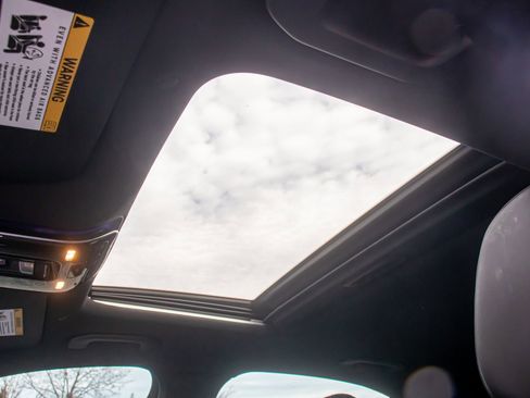 Used 2023 Mercedes-Benz C 43 AMG 4MATIC Sedan w/ AMG Night Package image 23