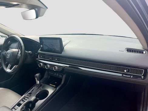 Used 2023 Honda Civic Touring image 29