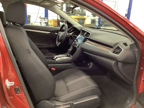 Used 2021 Honda Civic EX image 11