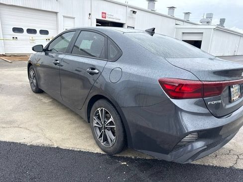 Used 2024 Kia Forte LXS w/ LXS Technology Package FWD image 6