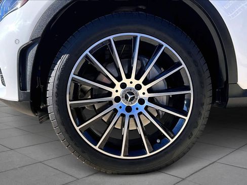 Used 2021 Mercedes-Benz GLC 300 4MATIC Coupe image 10