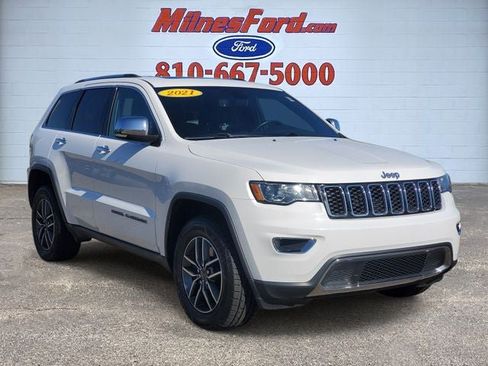 Used 2021 Jeep Grand Cherokee Limited AWD/4WD image 2