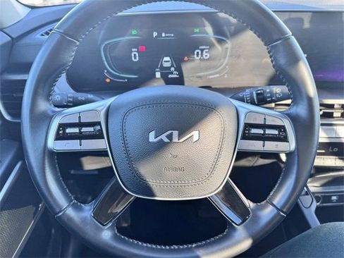 Used 2025 Kia Telluride S image 14