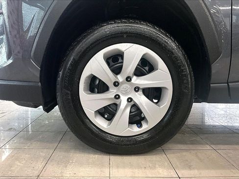 Used 2025 Toyota RAV4 LE image 9